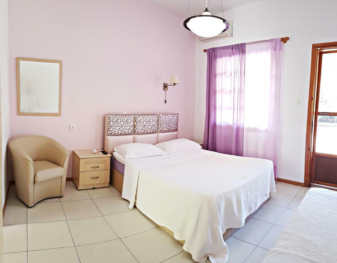 Efrosini Hotel Apartments & Studios Paralia Panteleimonos Extérieur photo